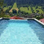 Swierkowa 19 *